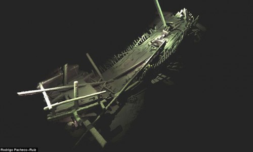 Thám hiểm "vùng chết" sâu 2.000m ở Biển Đen, phát hiện xác tàu cổ nhất trong lịch sử 2400 năm